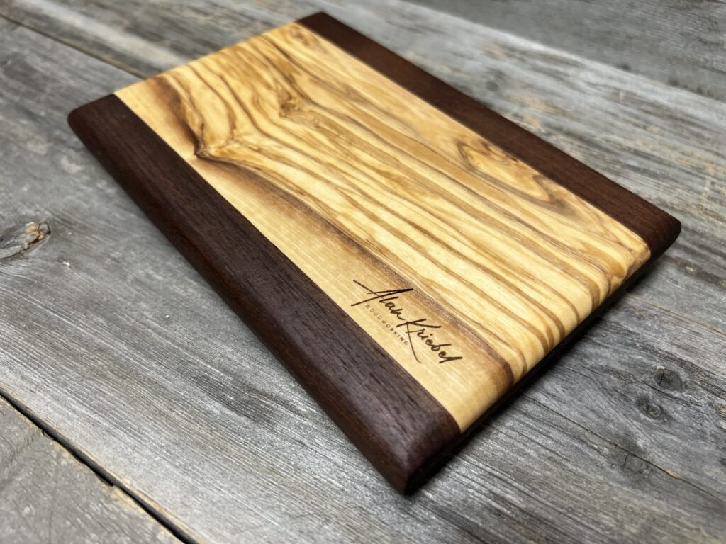 Chef Petite Cutting Board - Italian Olive and Walnut